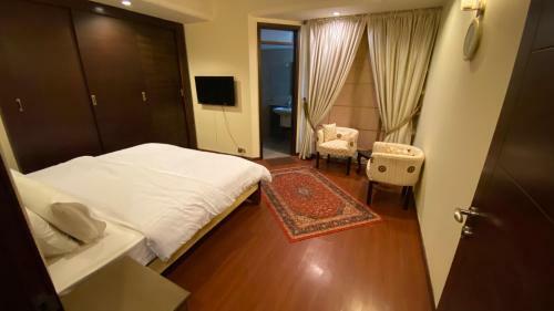 Silver Oaks Luxury Apartments