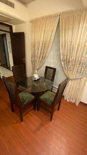 Silver Oaks Luxury Apartments