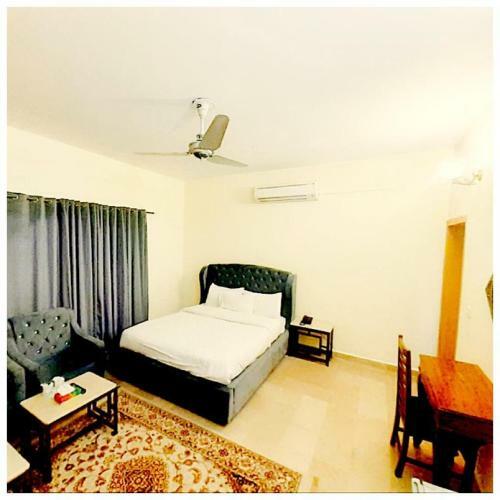 Hostal Blue Moon Residency
