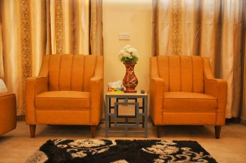 Hostal Blue Moon Residency