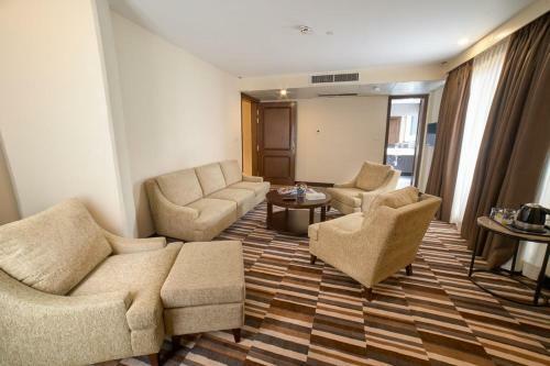 Hotel Avari Xpress Gulberg