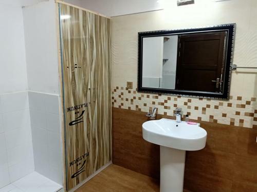 Al Burhan Express Hotel