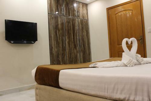 Lawrence Luxury Apartments Lahore