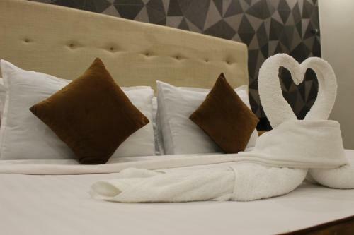 Lawrence Luxury Apartments Lahore