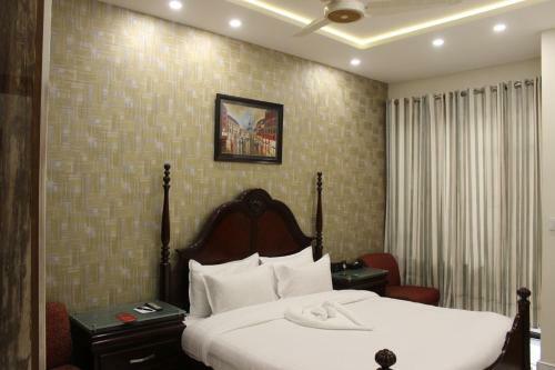 Lawrence Luxury Apartments Lahore