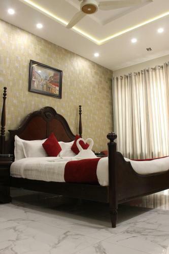 Lawrence Luxury Apartments Lahore