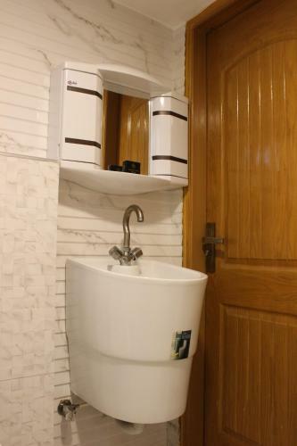 Lawrence Luxury Apartments Lahore