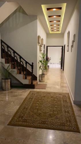Hotel The Holiday