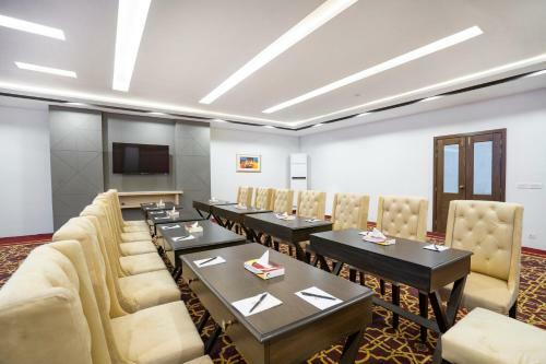 Hotel One Mm Alam Road, Lahore