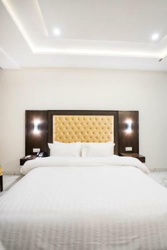 Hotel One Mm Alam Road, Lahore