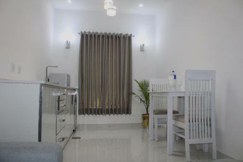Albergue Safe Square Apartment Building