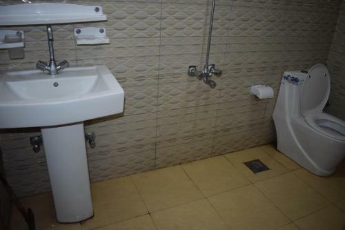 Hotel Kashmir Inn