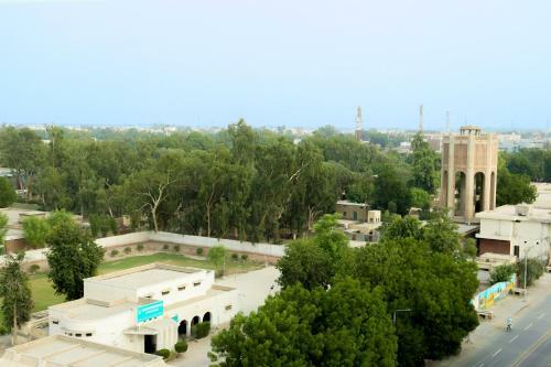 Hotel One Rahim Yar Khan Club Road