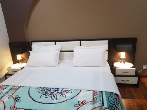 Hostal Alpha Guest House