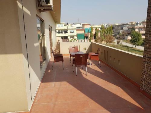 Hostal Alpha Guest House