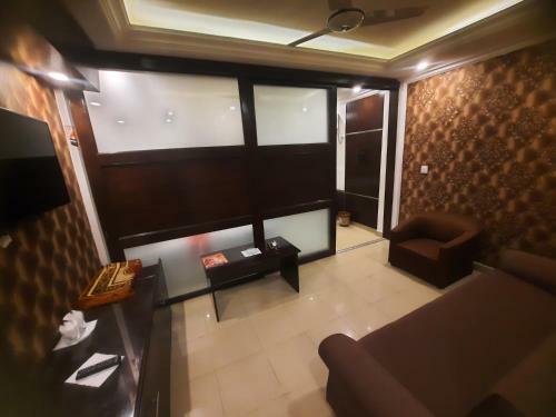 Amin Hotel