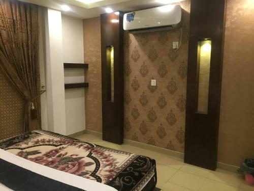 Amin Hotel