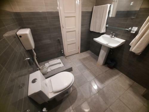 Amin Hotel