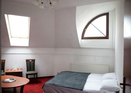Hotel Go?ciniec Czarci M?yn