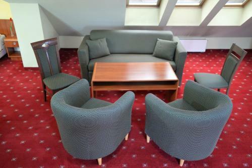 Hotel Go?ciniec Czarci M?yn