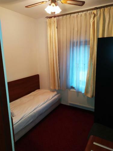 Hotel Go?ciniec Czarci M?yn