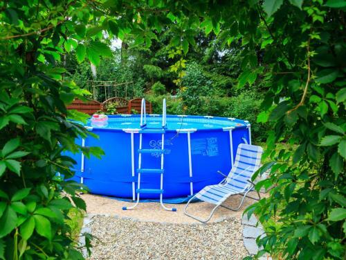 Lovely Apartment In Darlowo With Pool & Garden
