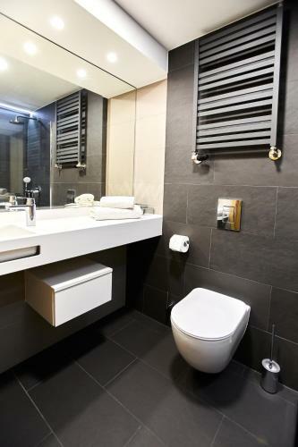 Hotel Okra Resort & Spa