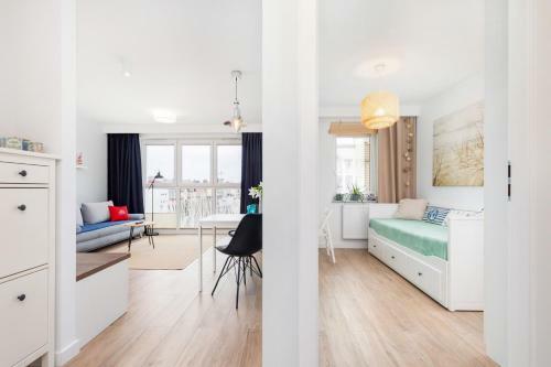 Marine Apartment 9b By Renters