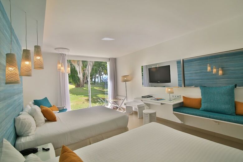 La Creole Beach Hotel & Spa