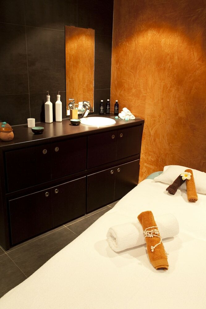 La Creole Beach Hotel & Spa