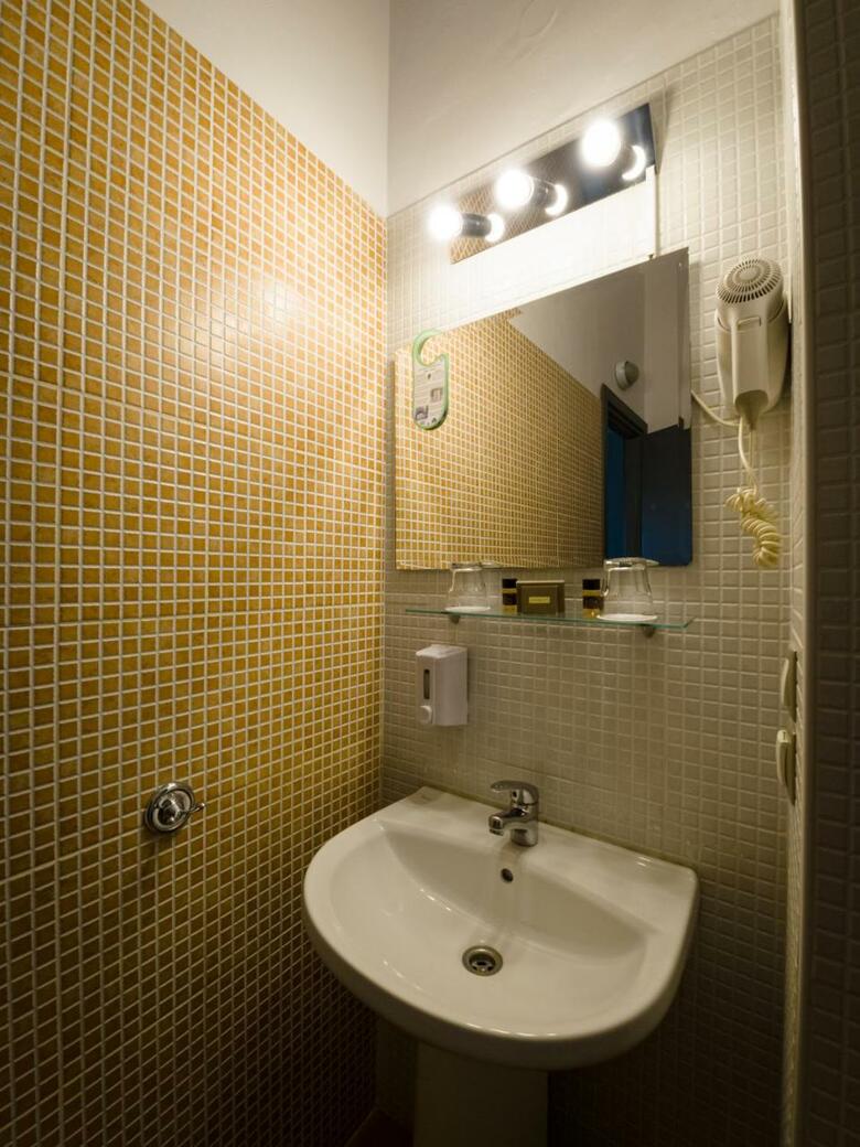 Hostal Rent Rooms Thessaloniki