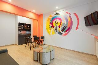 Hostal Colors Rooms & Apartments