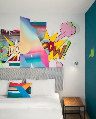 Hostal Colors Rooms & Apartments