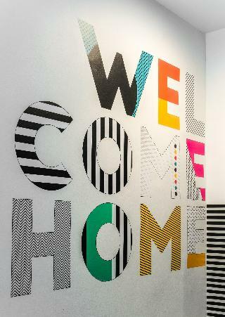 Hostal Colors Rooms & Apartments