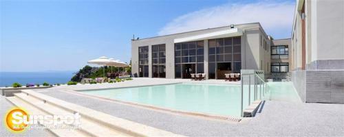 Alexiadis Apartments