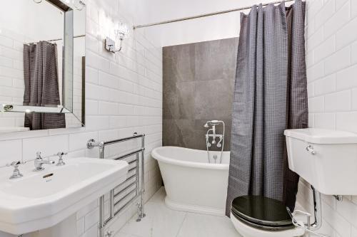 Navy Group - Apartamenty D?uga 35