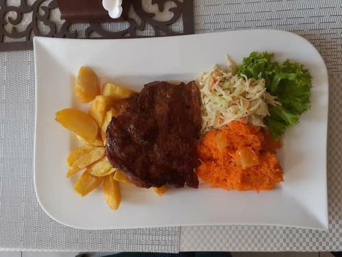 Bed & Breakfast Go?ciniec Asticus