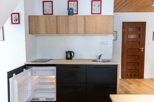 Udanypobyt Apartamenty Przy Dolinach C I D