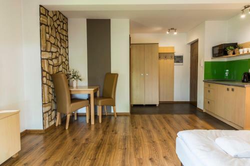 Udanypobyt Apartamenty Przy Dolinach C I D
