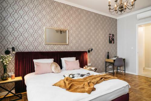 Papillon Apartment By Loft Affair