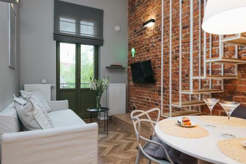 Movart Boutique Aparthotel