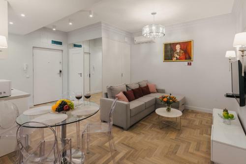 Movart Boutique Aparthotel