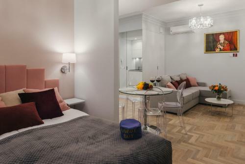Movart Boutique Aparthotel