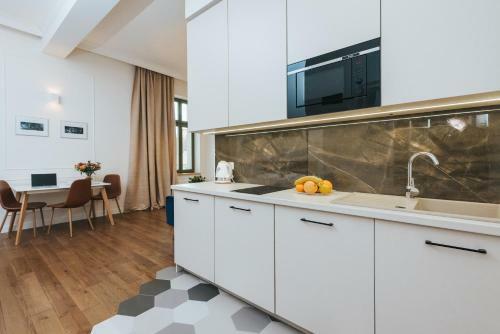Movart Boutique Aparthotel