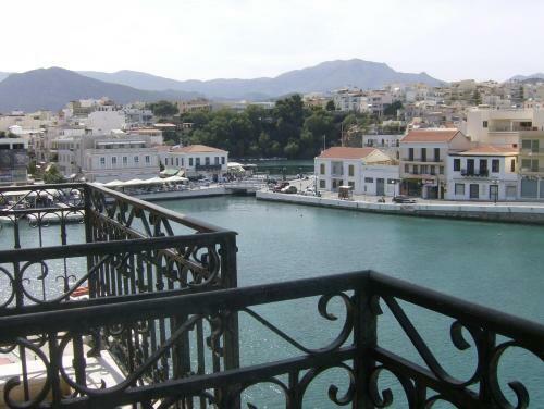 Hotel Port 7- Boutique Collection
