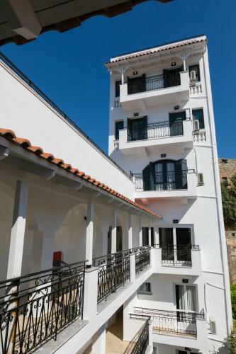 Hotel Port 7- Boutique Collection