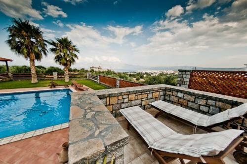 Villa St. Nicolas & Theano