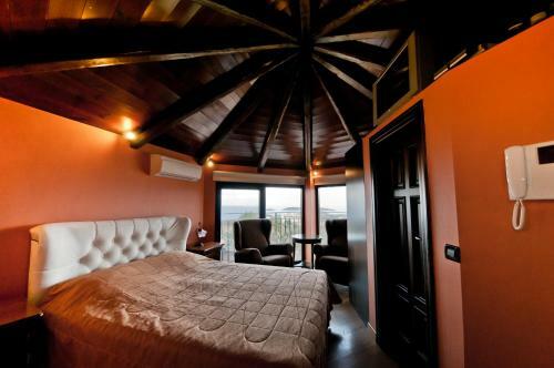 Villa St. Nicolas & Theano