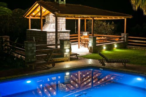 Villa St. Nicolas & Theano