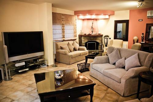 Villa St. Nicolas & Theano